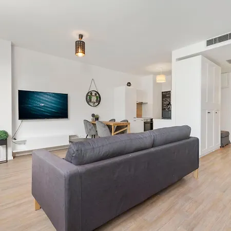 Lam Yacht Club - Terrace 10m2 Apartman