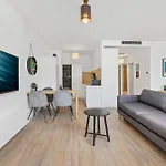 Lam Yacht Club - Terrace 10m2 Διαμέρισμα Μπρατισλάβα