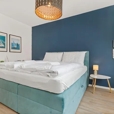 Lam Yacht Club - Terrace 10m2 * ברטיסלאבה